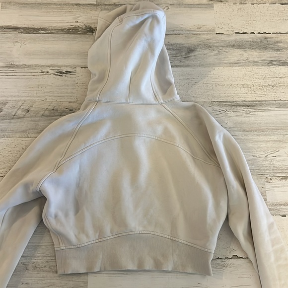 Lululemon cropped Zip Hoodie - Picture 6 of 9
